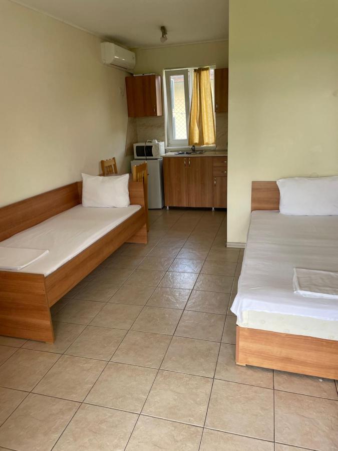 Hotel Комплекс За Гости Малки Воден à Malki Voden Extérieur photo